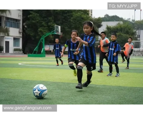 小学足球教学视频试讲全攻略助力孩子们快乐成长与运动技能提升
